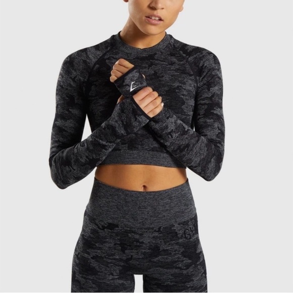 Gymshark Tops - Gymshark Adapt Camo Seamless Long Sleeve Black & Gray Crop Top size Medium